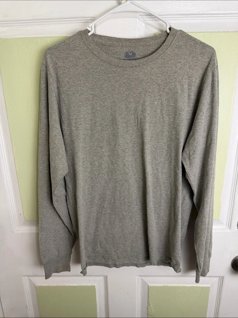 Fruit of the Loom Men's Long Sleeve Crewneck Shirt - Heather Gray
